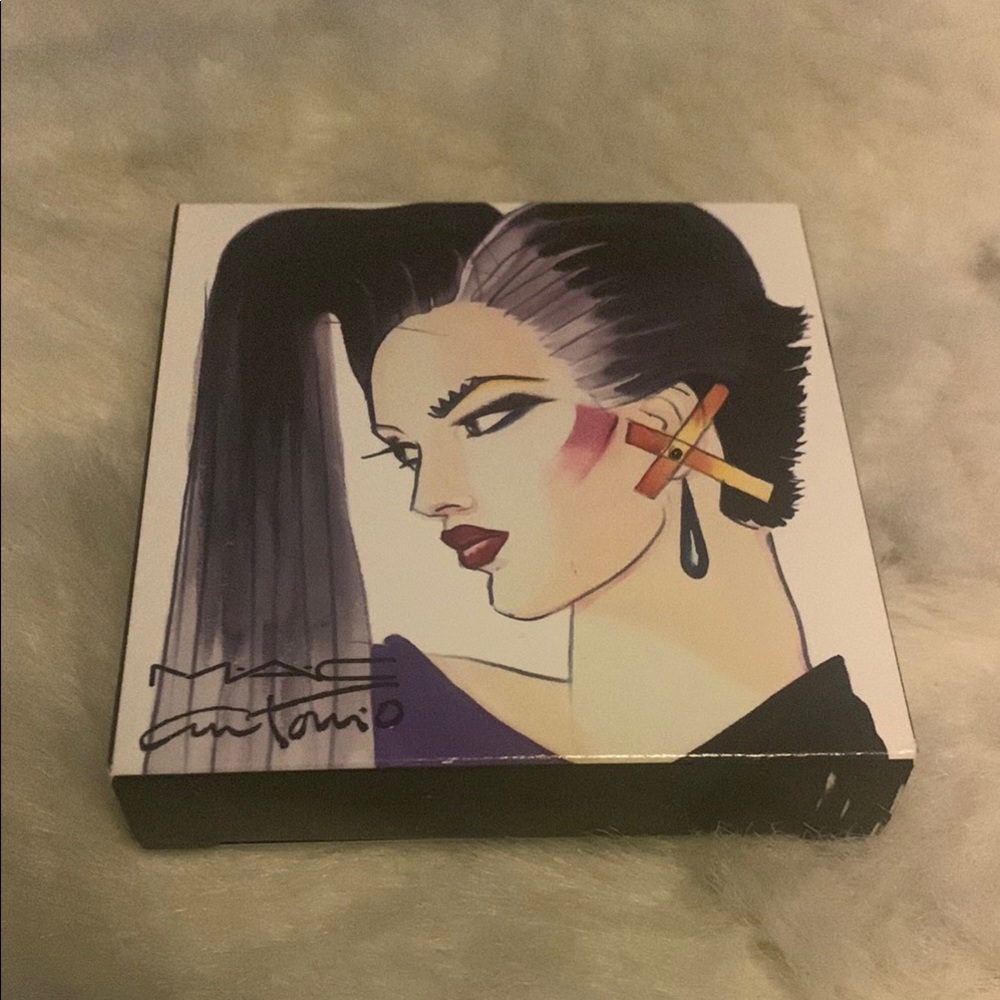 MAC Antonio Lopez Limited Edition Mirror